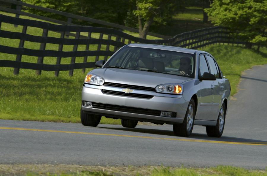  Chevrolet Malibu 2004 года  (фото 48 из 72)